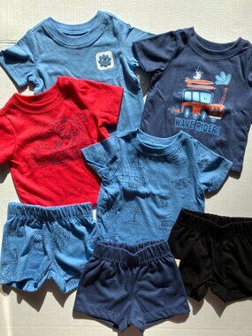 Garanimals 7 Piece Dinosaurs & Waves Short Sleeve Tees & Shorts Bundle